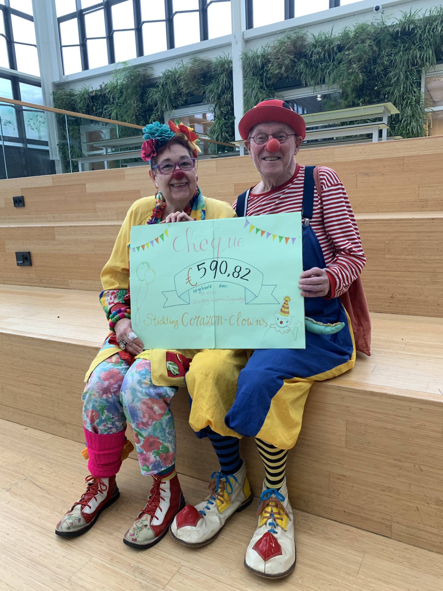 Clowns Coco en Juul bij Vonk in Alkmaar