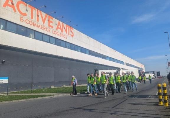 Robots bouwen in Antwerpen internationale samenwerking in actie - Smart Future - Vonk